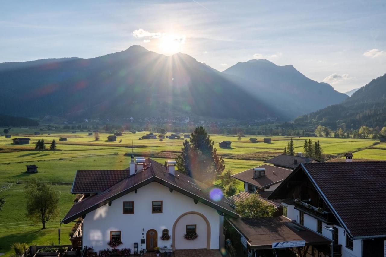 Gaestehaus Alpenstern Ehrwald Buitenkant foto